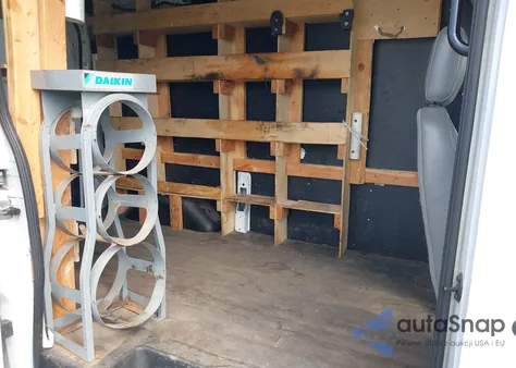 2019 Ford Transit-250 из США, поврежденный, VIN 1FTYR1CM5KKA08728